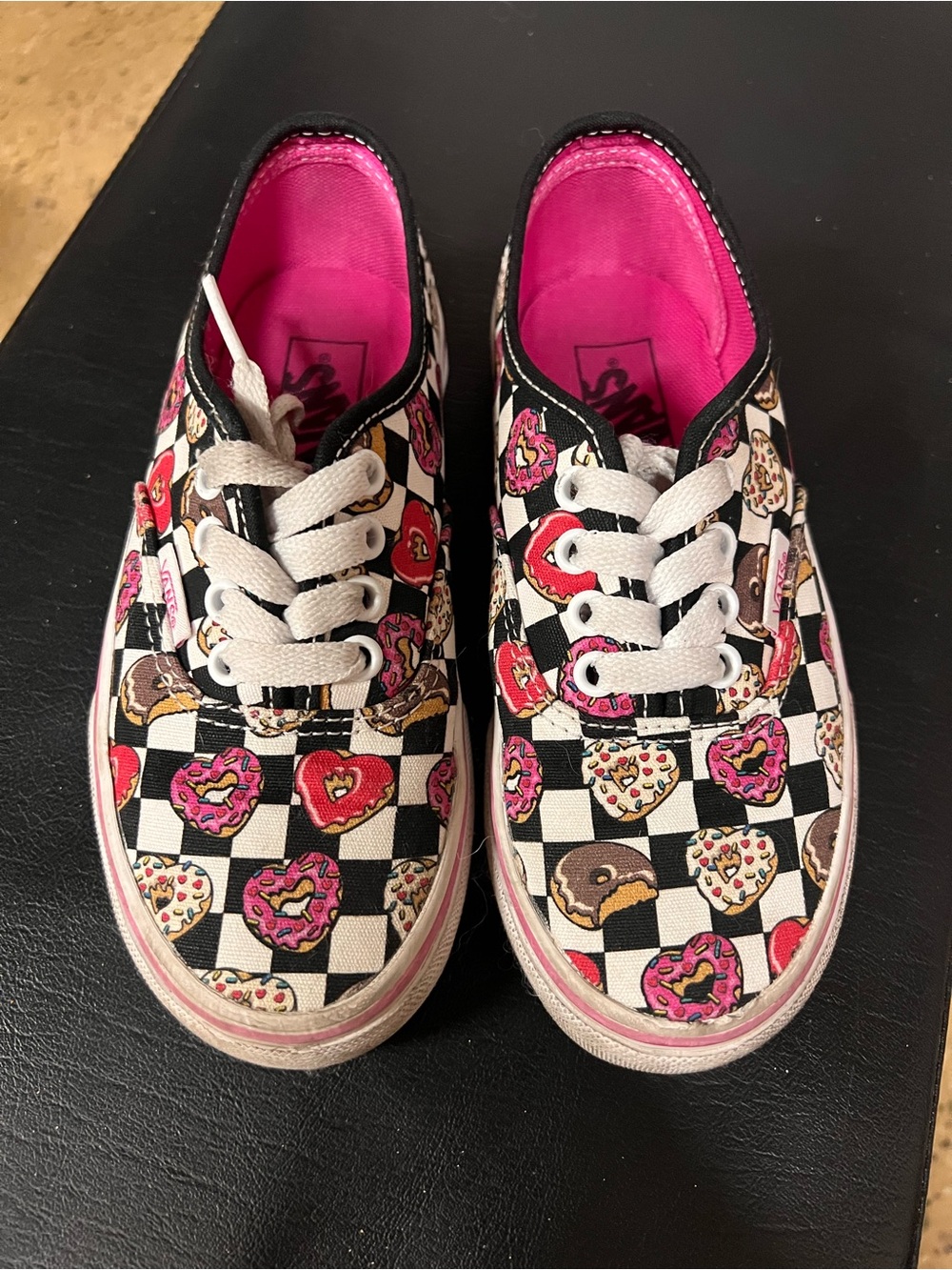 Vans Kids Checkerboard Donut Print Lace-Up Sneakers - Black/Pink